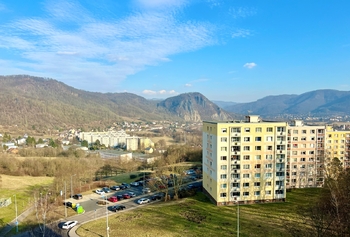 pohled z okna bytu - Prodej bytu 1+1 v družstevním vlastnictví 37 m², Ústí nad Labem