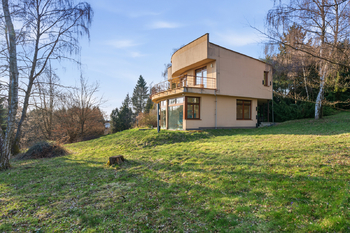 Prodej domu 311 m², Velké Popovice