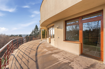 Prodej domu 311 m², Velké Popovice