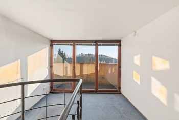 Prodej domu 311 m², Velké Popovice