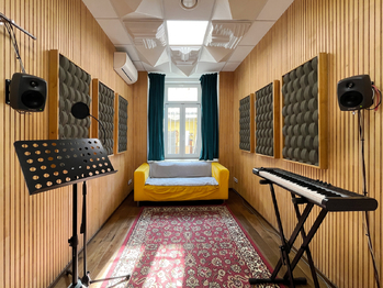 Pronájem obchodních prostor 60 m², Praha 2 - Nusle