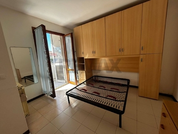 ložnice se vstupem na balkon  - Prodej bytu 2+kk v osobním vlastnictví 64 m², Montesilvano