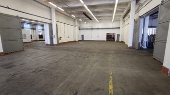 Pronájem obchodních prostor 2000 m², Děčín