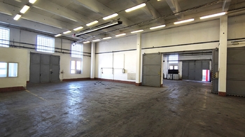 Pronájem obchodních prostor 2000 m², Děčín