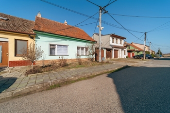 Prodej domu 92 m², Blučina