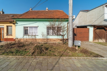 Prodej domu 92 m², Blučina