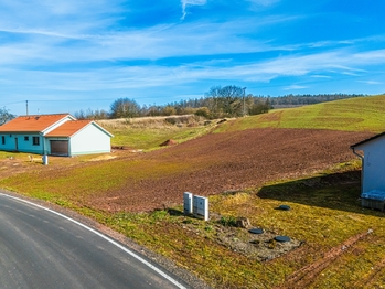 Prodej pozemku 1000 m², Pozdeň