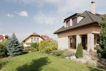 Prodej domu 260 m², Říčany