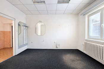 Prodej skladovacích prostor 1359 m², Trutnov