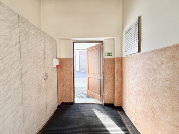 Prodej skladovacích prostor 1359 m², Trutnov