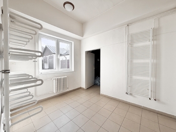 Prodej jiných prostor 1359 m², Trutnov