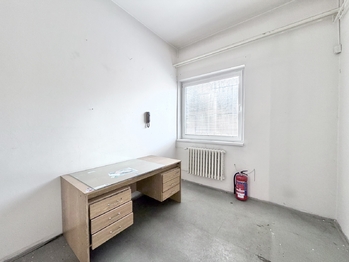 Prodej jiných prostor 1359 m², Trutnov