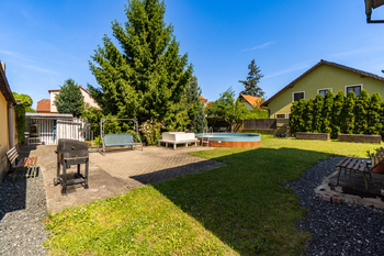 Prodej domu 163 m², Šestajovice