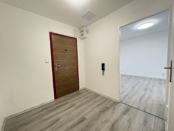 Pronájem bytu 2+kk v osobním vlastnictví 47 m², Praha 9 - Černý Most