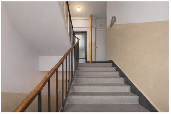 poschodí - Prodej bytu 1+1 v osobním vlastnictví 54 m², Praha 6 - Břevnov