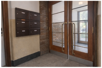 východ - Prodej bytu 1+1 v osobním vlastnictví 54 m², Praha 6 - Břevnov