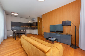 Prodej bytu 6 a více v osobním vlastnictví 296 m², Praha 4 - Braník