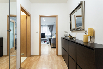 Prodej bytu 3+kk v osobním vlastnictví 71 m², Praha 4 - Kamýk