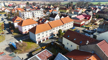 Prodej garáže 472 m², Bor