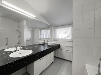 Pronájem bytu 4+1 v osobním vlastnictví 124 m², Praha 4 - Krč
