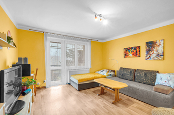 Prodej bytu 3+1 v osobním vlastnictví 69 m², Ostroměř