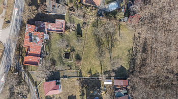 Prodej pozemku 1347 m², Husinec