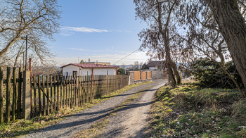 Prodej pozemku 1347 m², Husinec