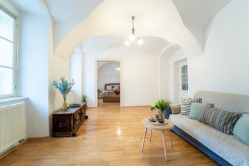 Prodej bytu 3+1 v osobním vlastnictví 57 m², Praha 1 - Malá Strana