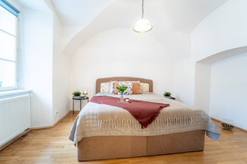 Prodej bytu 3+1 v osobním vlastnictví 57 m², Praha 1 - Malá Strana