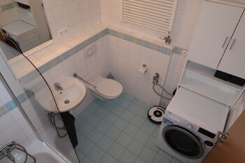 Pronájem bytu 1+kk v osobním vlastnictví 30 m², Praha 9 - Hloubětín