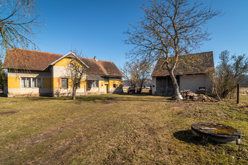 Prodej domu 150 m², Skryje