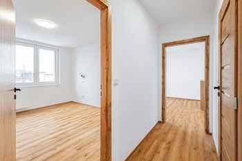Chodba. - Pronájem bytu 2+kk v osobním vlastnictví 46 m², Nová Bystřice