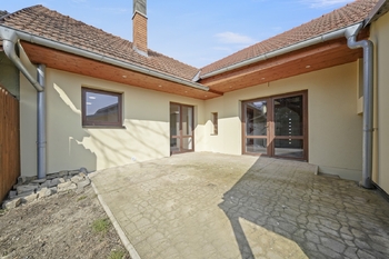 Prodej domu 125 m², Rakvice