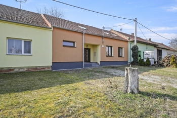 Prodej domu 125 m², Rakvice
