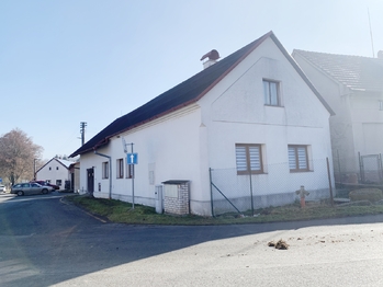 Pronájem domu 100 m², Senec