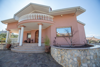 Prodej domu 800 m², Castel Frentano