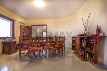 Prodej domu 800 m², Castel Frentano
