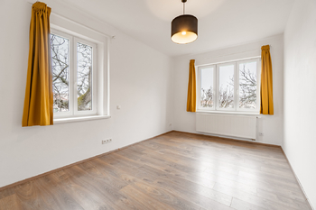Pronájem bytu 3+kk v osobním vlastnictví 74 m², Praha 4 - Michle