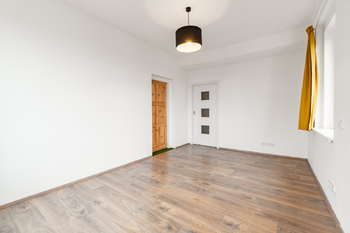 Pronájem bytu 3+kk v osobním vlastnictví 74 m², Praha 4 - Michle