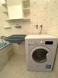 koupelna - Pronájem bytu 3+1 v osobním vlastnictví 70 m², Plzeň