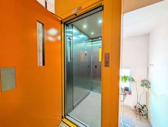 Prodej bytu 2+1 v osobním vlastnictví 54 m², Praha 9 - Hloubětín