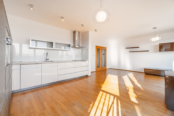 Pronájem bytu 4+kk v osobním vlastnictví 211 m², Praha 5 - Smíchov