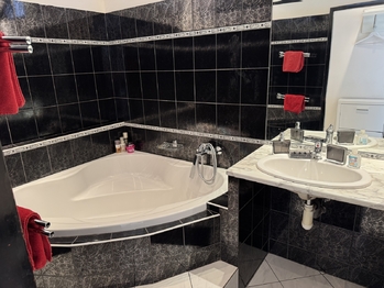 Pronájem bytu 3+1 v osobním vlastnictví 76 m², Praha 5 - Hlubočepy