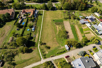 Prodej pozemku 2330 m², Milešovice