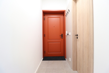 Předsíň - Pronájem bytu 2+kk v osobním vlastnictví 35 m², Praha 5 - Košíře