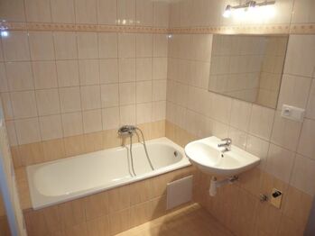 Pronájem bytu 2+kk v osobním vlastnictví 53 m², Nehvizdy