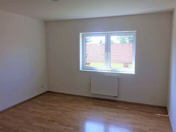 Pronájem bytu 2+kk v osobním vlastnictví 53 m², Nehvizdy