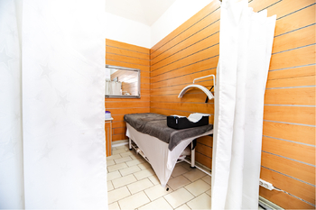 Pronájem obchodních prostor 55 m², Praha 8 - Libeň