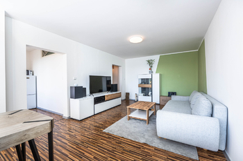 Pronájem bytu 3+kk v osobním vlastnictví 69 m², Praha 5 - Hlubočepy