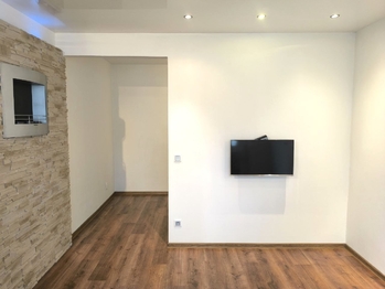 Pronájem bytu 2+1 v osobním vlastnictví 64 m², Karlovy Vary
